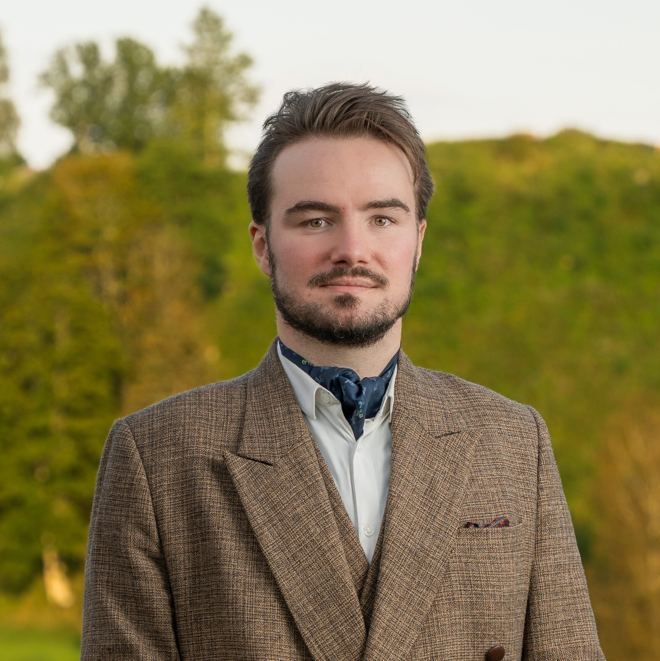 Ruuben Kaalep SA Eestlaste Eesti juhataja, ajalooõpetaja (EERK) Hugo Rait Mei püüab artiklis “Üliõpilaste seas levib ohtlik kapitalismivastasus” näidata, nagu o