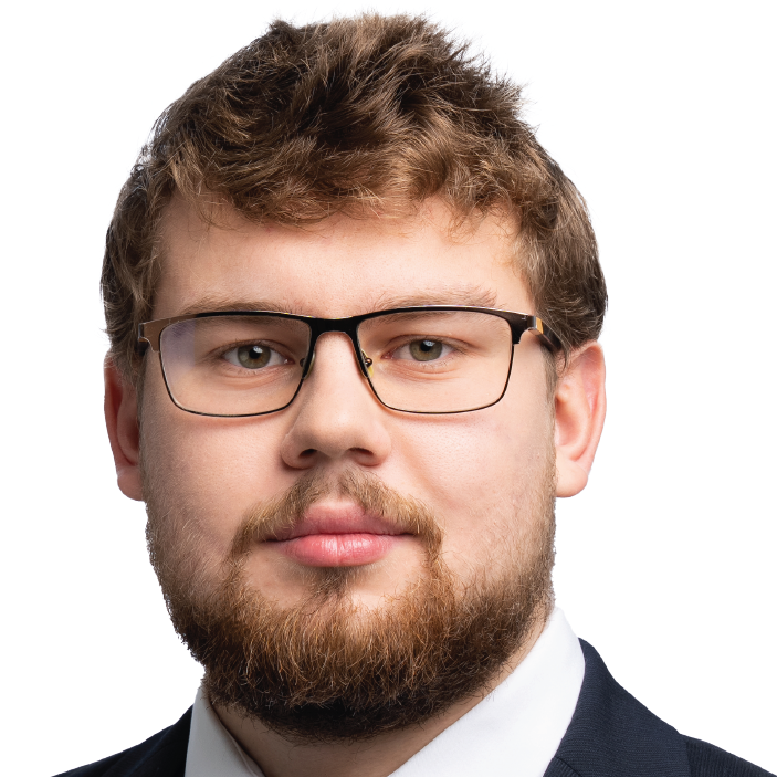Kaur Kangur Reservväelane, tudeng, kaitseliitlane Eesti Rahvuslased ja Konservatiivid Artikkel ilmus Postimehes. Eesti investeerib riigikaitsesse rohkem raha ku